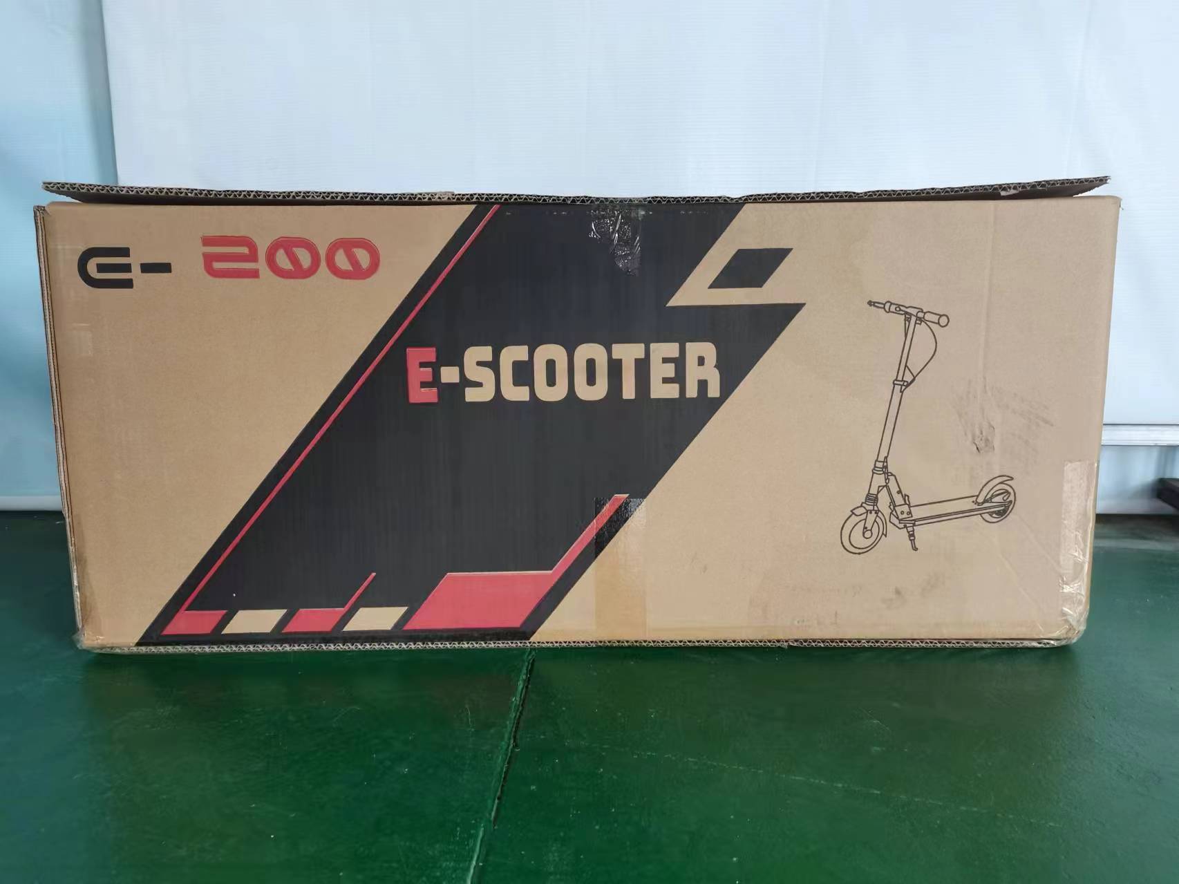 Product packaging box of E-200 kids electric scooter by BaBa Shee