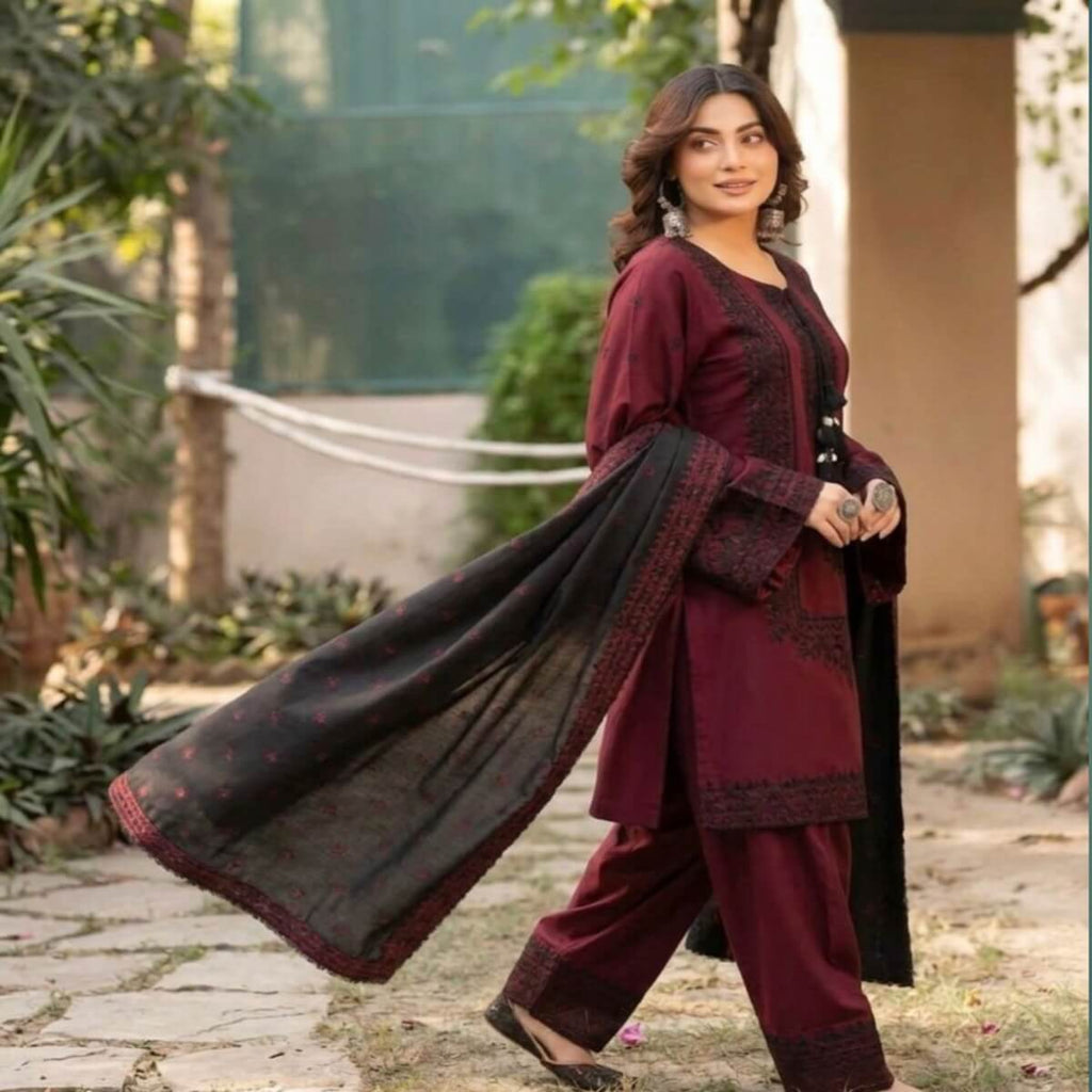BaBa Shee Luxury Embroidered Airjet Lawn 3-Piece Suit With Chiffon Dupatta – MUSHQ (Summer Collection)
