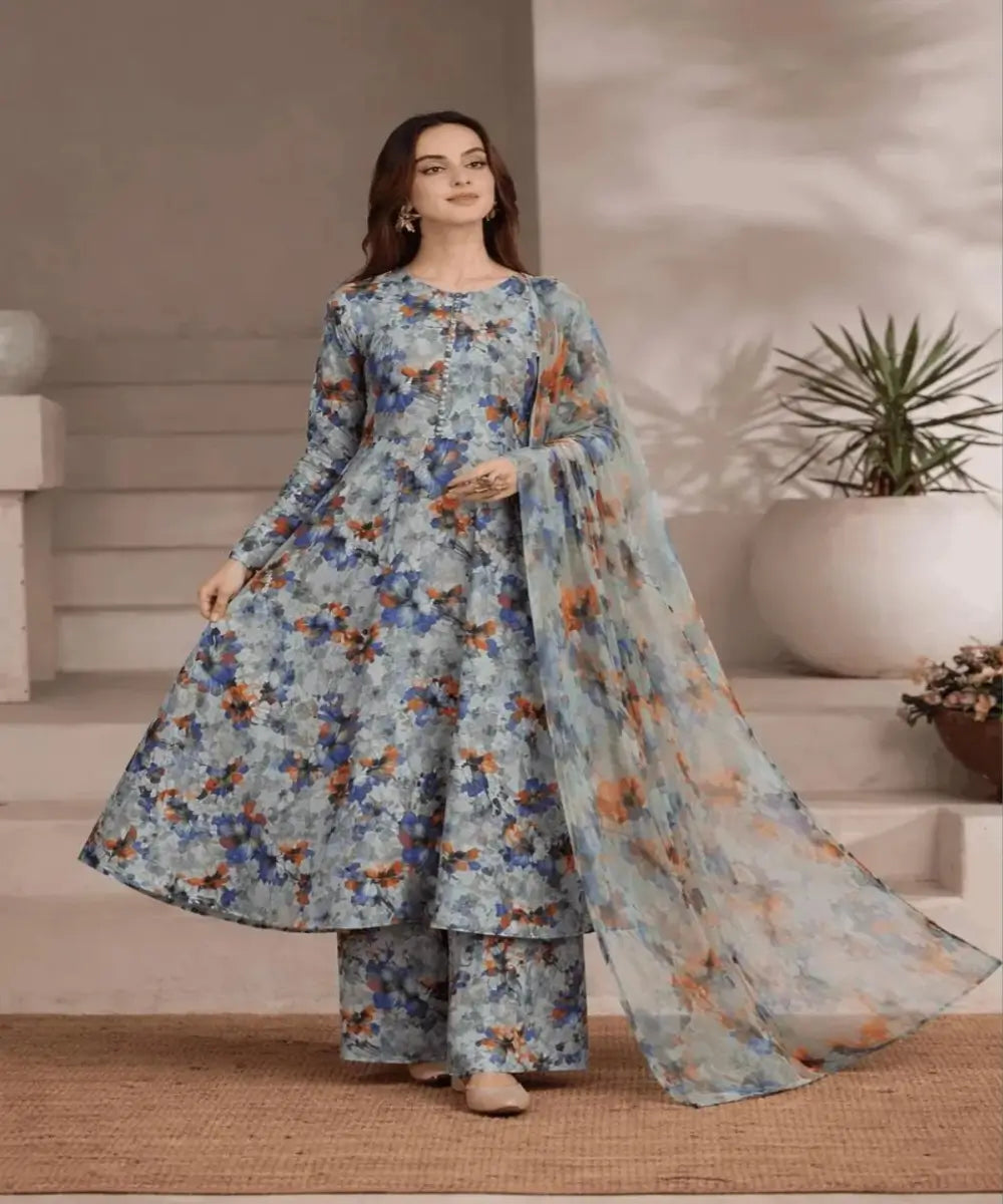 Premium 3-Piece Grey Printed Lawn Suit for Women – Digital Print Shirt with Swiss Lawn Dupatta & Trouser (Unstitched)